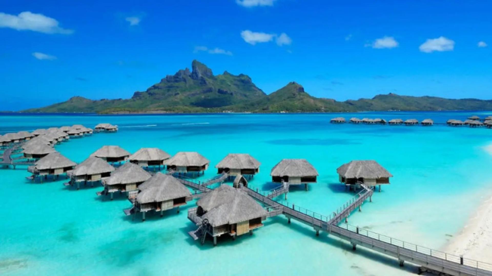 هتل چهار فصل Bora Bora، منبع:afar، عکاس: نامشخص