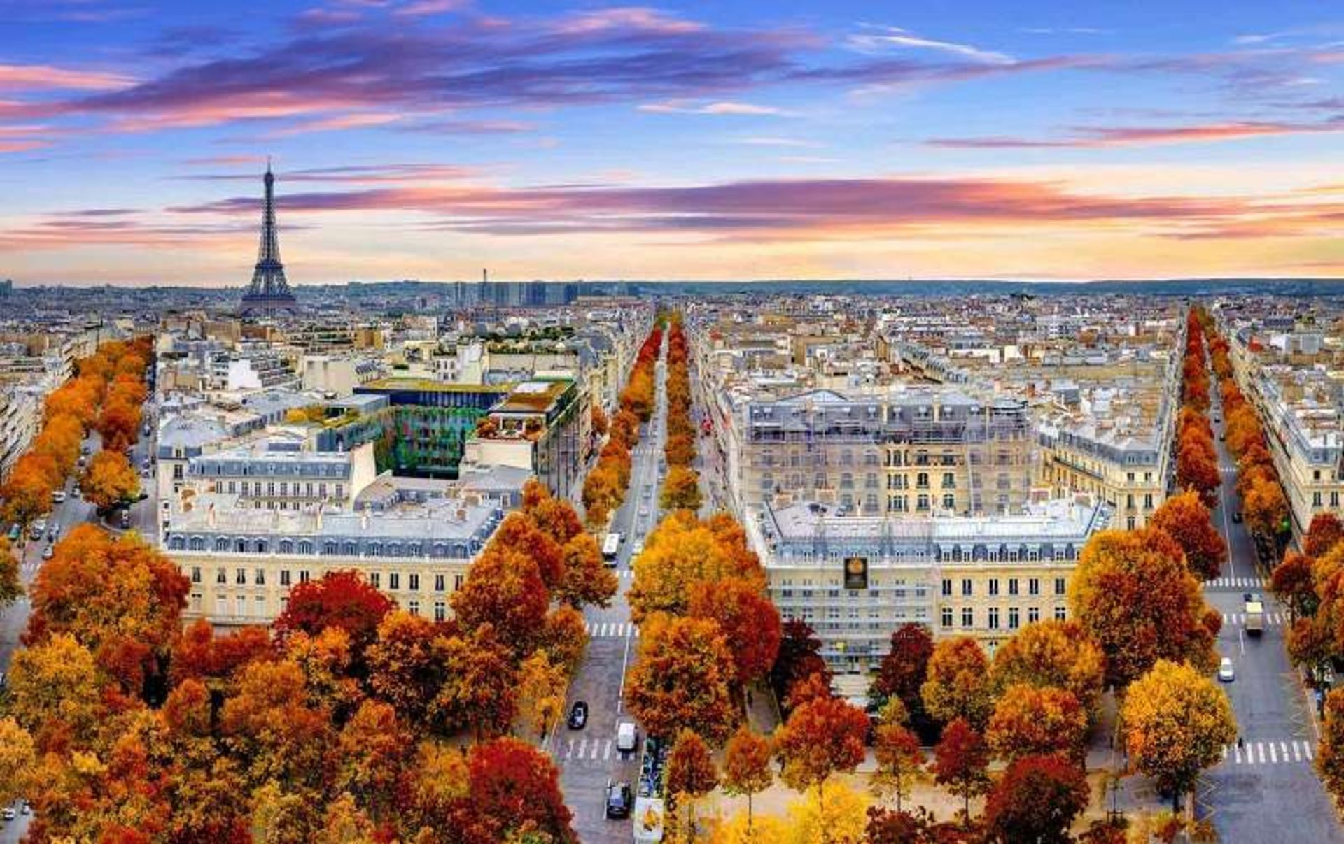 پاریس کشور فرانسه در پاییز؛ منبع عکس: وب سایت Paris Perfect. عکاس: نامشخص