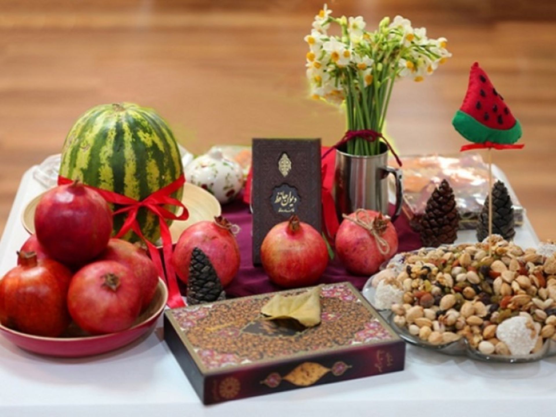 شب یلدایی عروس؛ منبع عکس: سایت baghviolin.com. عکاس: نامشخص