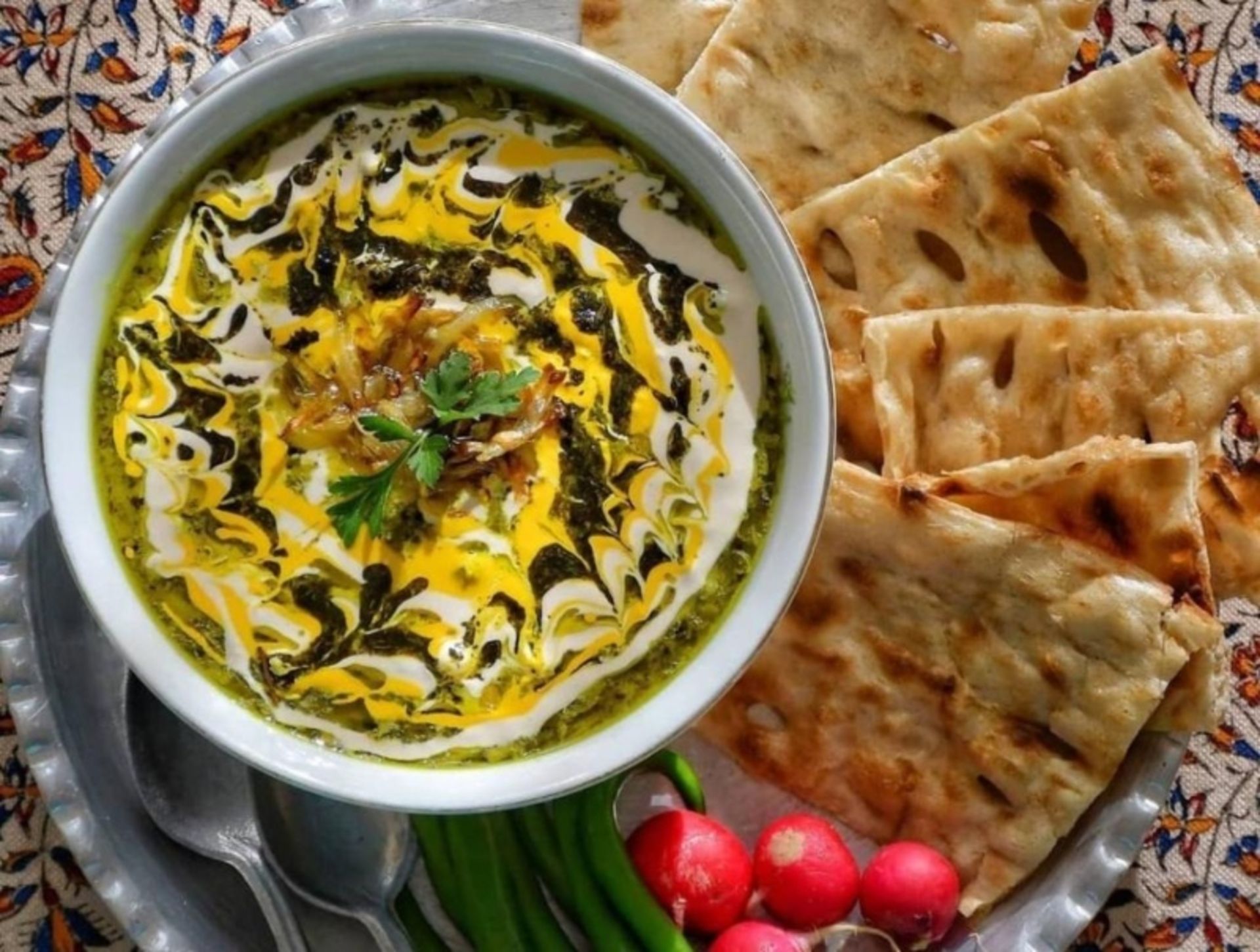 آش برگ چغندر اصفهان؛ منبع عکس: سایت salamdonya.com. عکاس: نامشخص