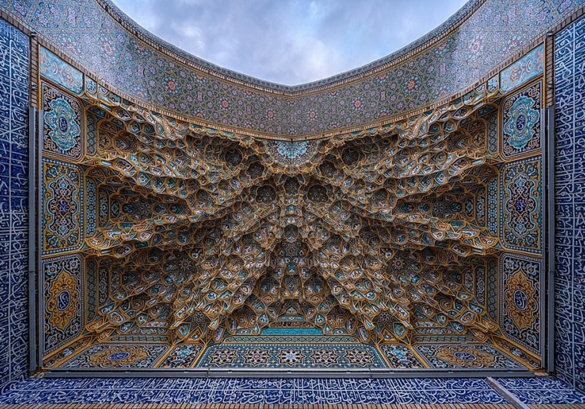 لانه زنبوری طاق گنبد حرم امام رضا فیروزه صحن