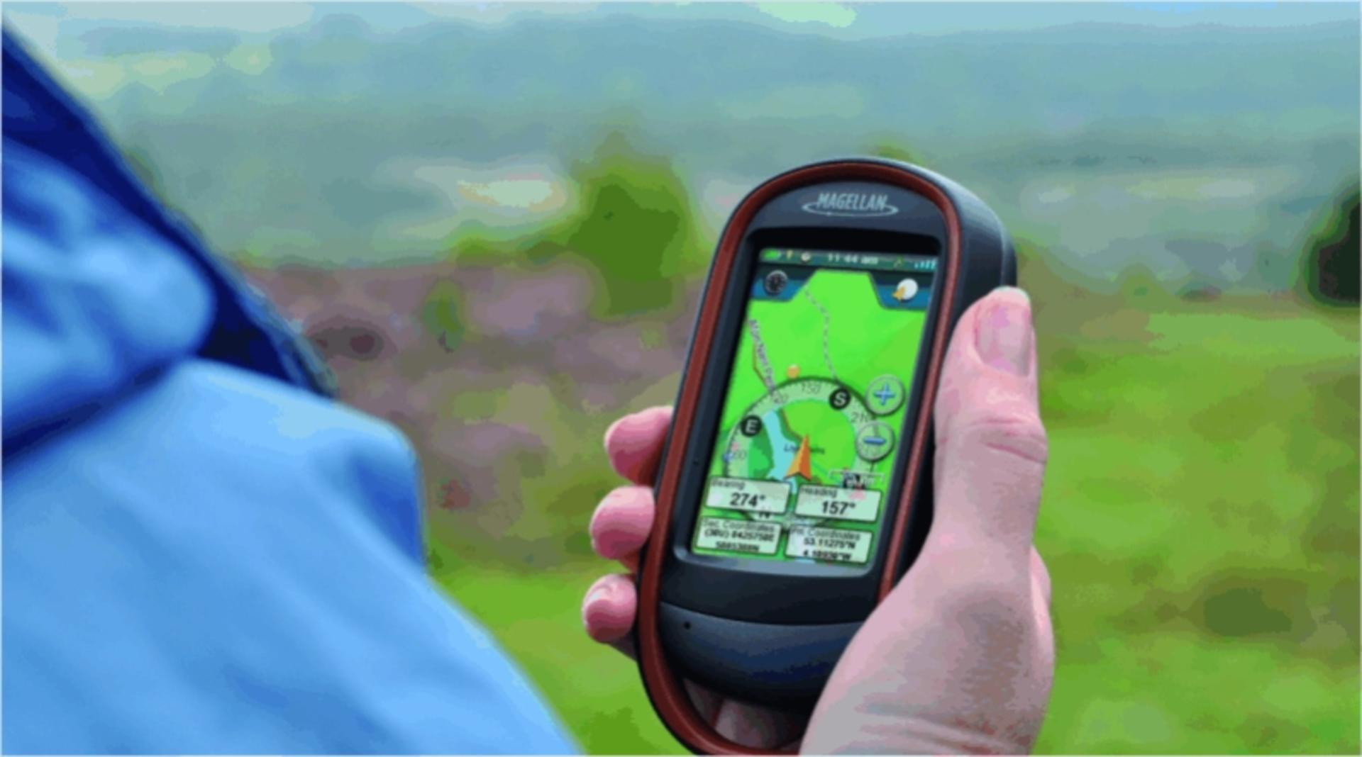 دستگاه GPS برای  جهت یابی؛ منبع عکس: سایت shiraztaci.ir. عکاس: نامشخص