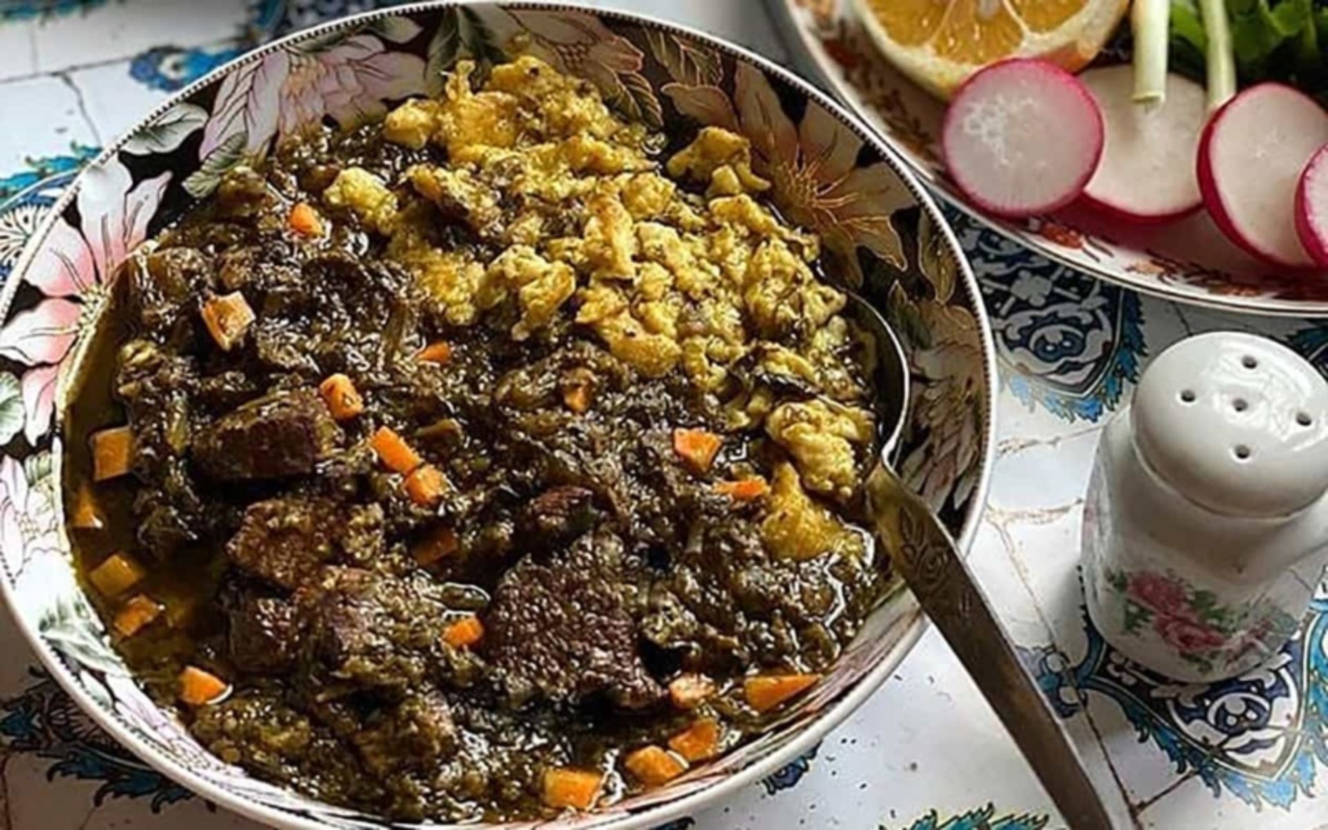 خورشت اسپناساک؛ منبع عکس: سایت chishi.ir. عکاس: نامشخص