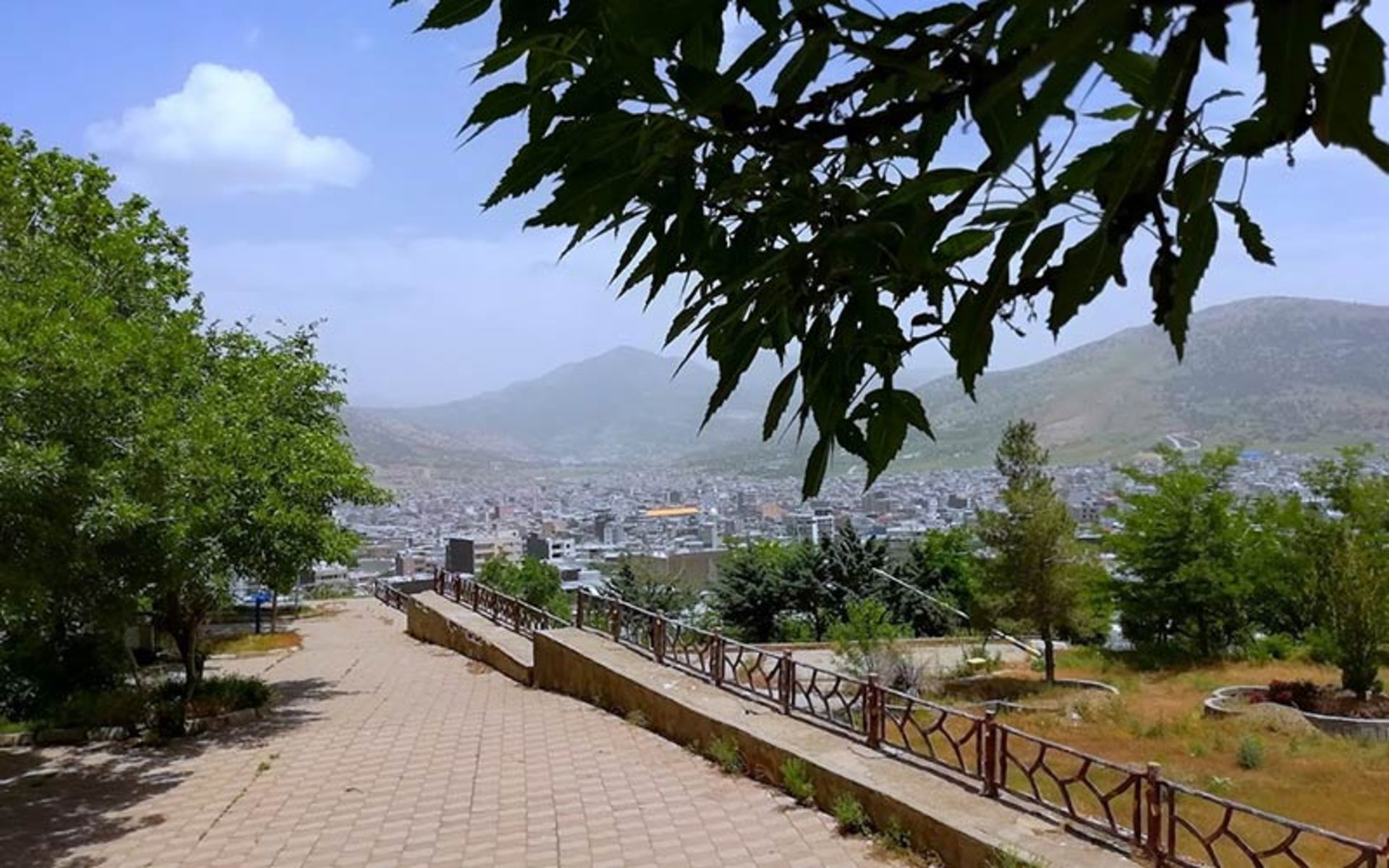 طبیعت پارک دکانان بانه، منبع عکس: گوگل مپ، عکاس:  Aso Namo (Kurdi)