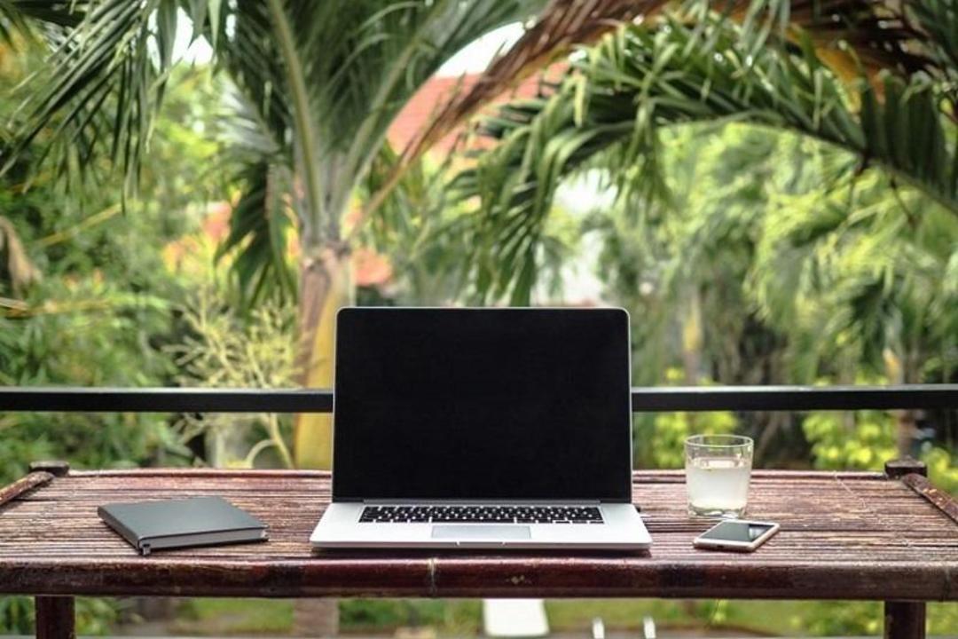 دورکاری با کمک ویزای دیجیتال نومد؛ منبع عکس: وب سایت ledigitalnomad.fr. عکاس: نامشخص