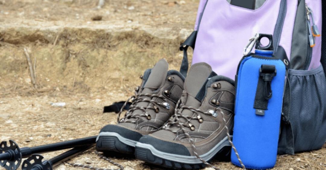 کفش های مخصوص کوهنوردی؛ منبع عکس: سایت adventureincamping.com. عکاس: نامشخص