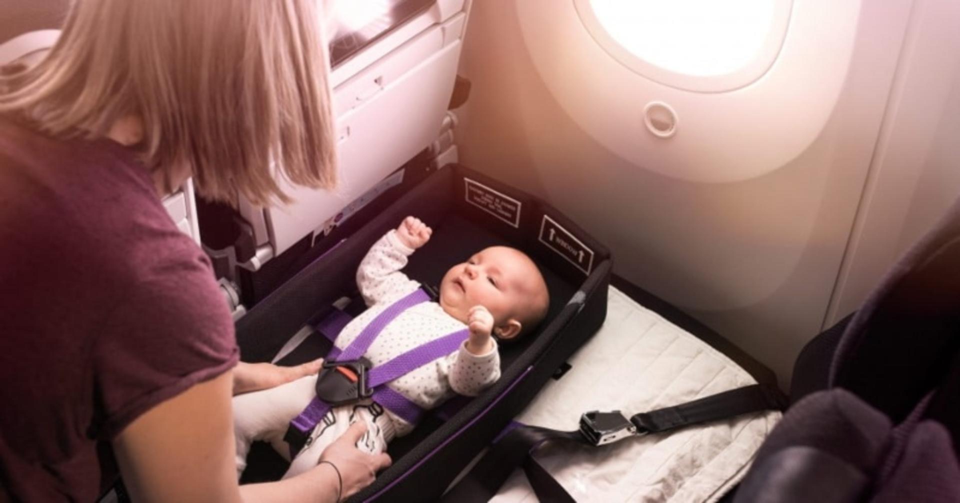 خدمات پرواز برای نوزادان؛ منبع عکس: سایت airnewzealand.co.nz. عکاس: نامشخص