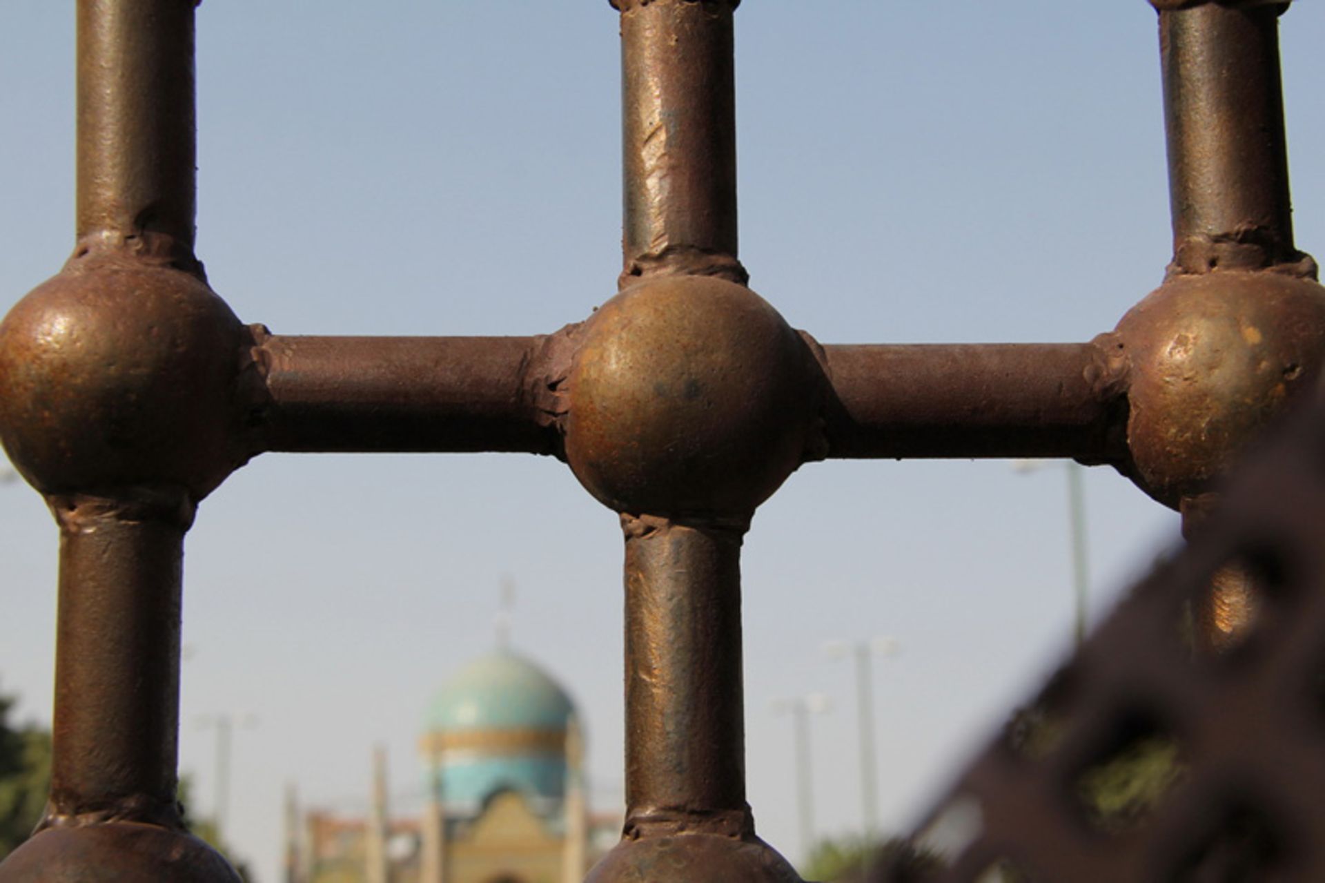 پنجره فولاد در امامزاده شاهزاده حسین قزوین