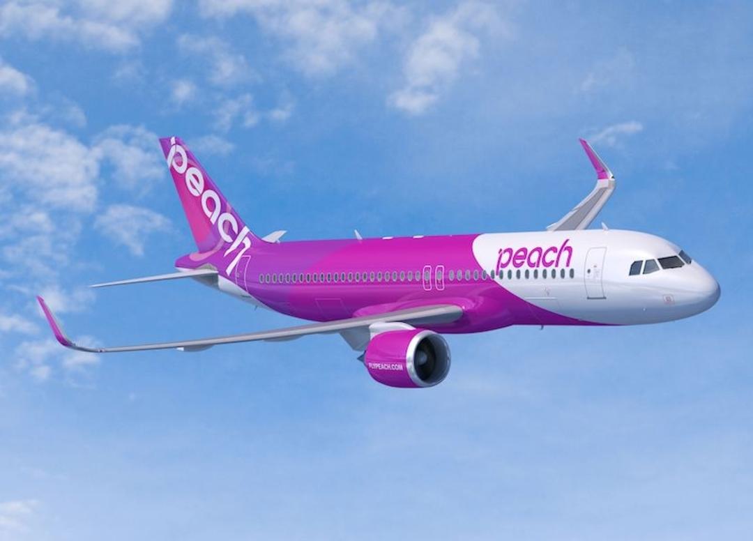 هواپیمای پیچ در آسمان ژاپن؛ منبع عکس: سایت aviationbusinessnews.com. عکاس: نامشخص