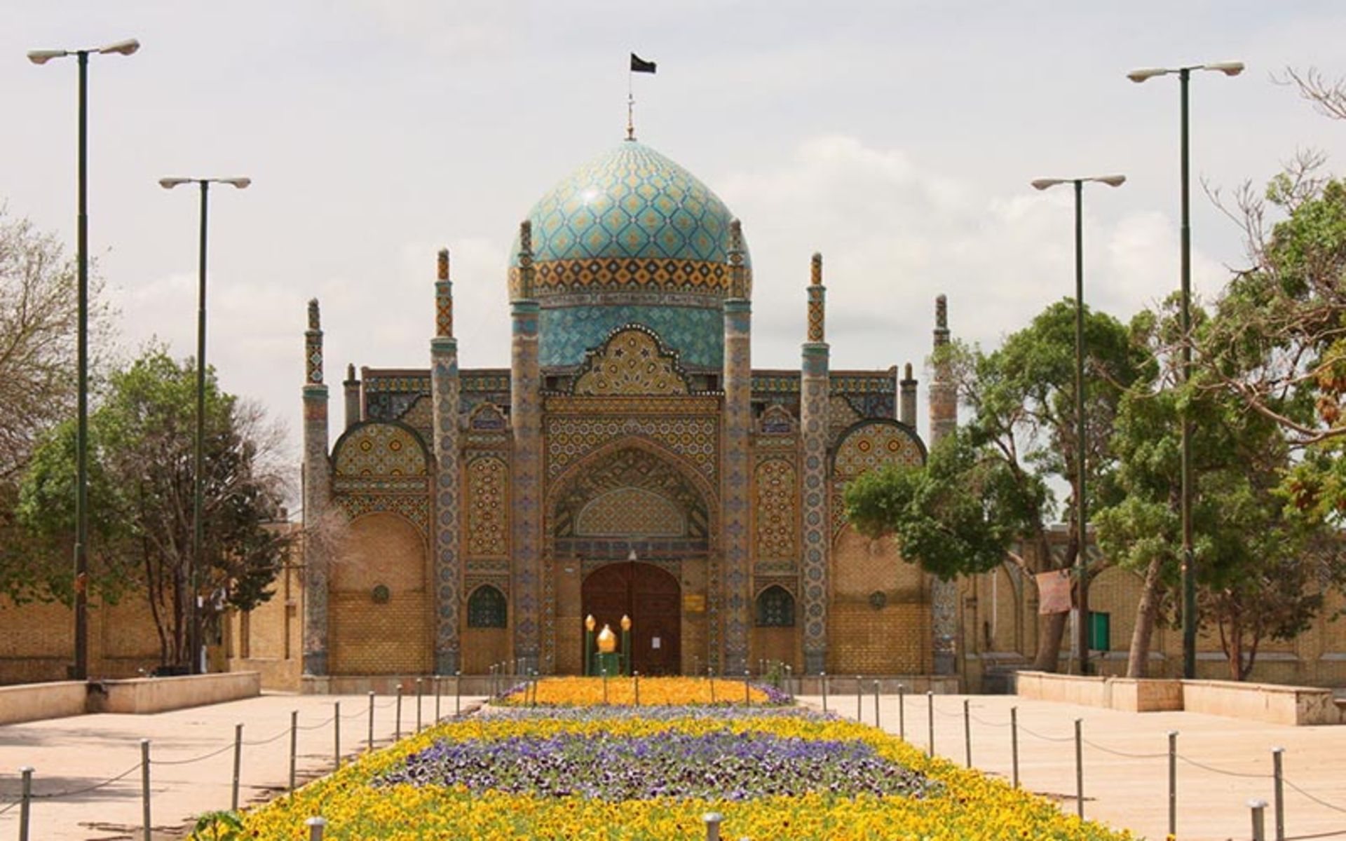 ساختمان امامزاده شاهزاده حسین قزوین، منبع عکس: گوگل مپ، عکاس: 
