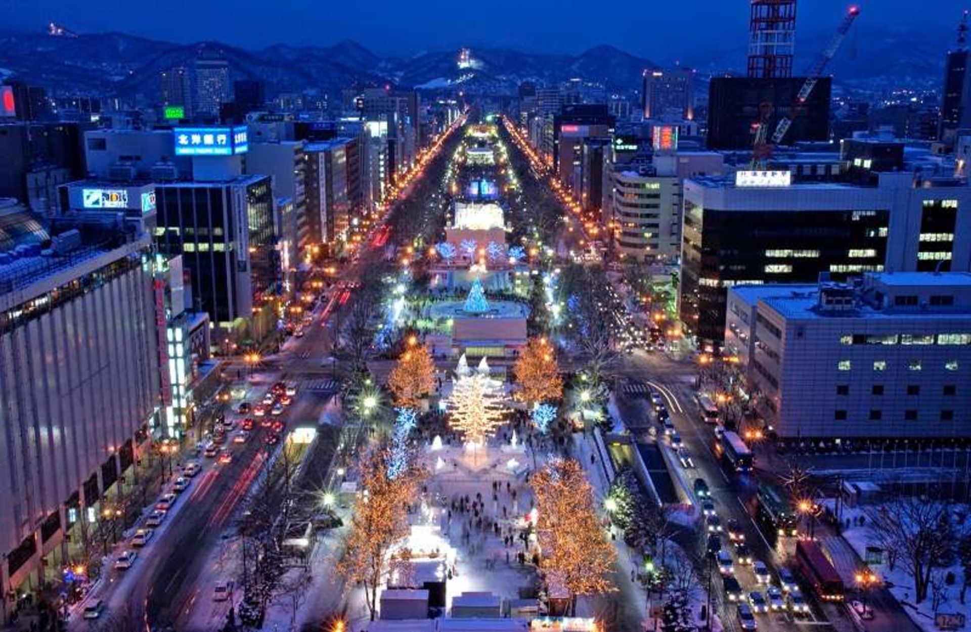 جشنواره برف ساپورو در هوکایدوی ژاپن؛ منبع عکس وب سایت discoverjapannow.com. عکاس نامشخص