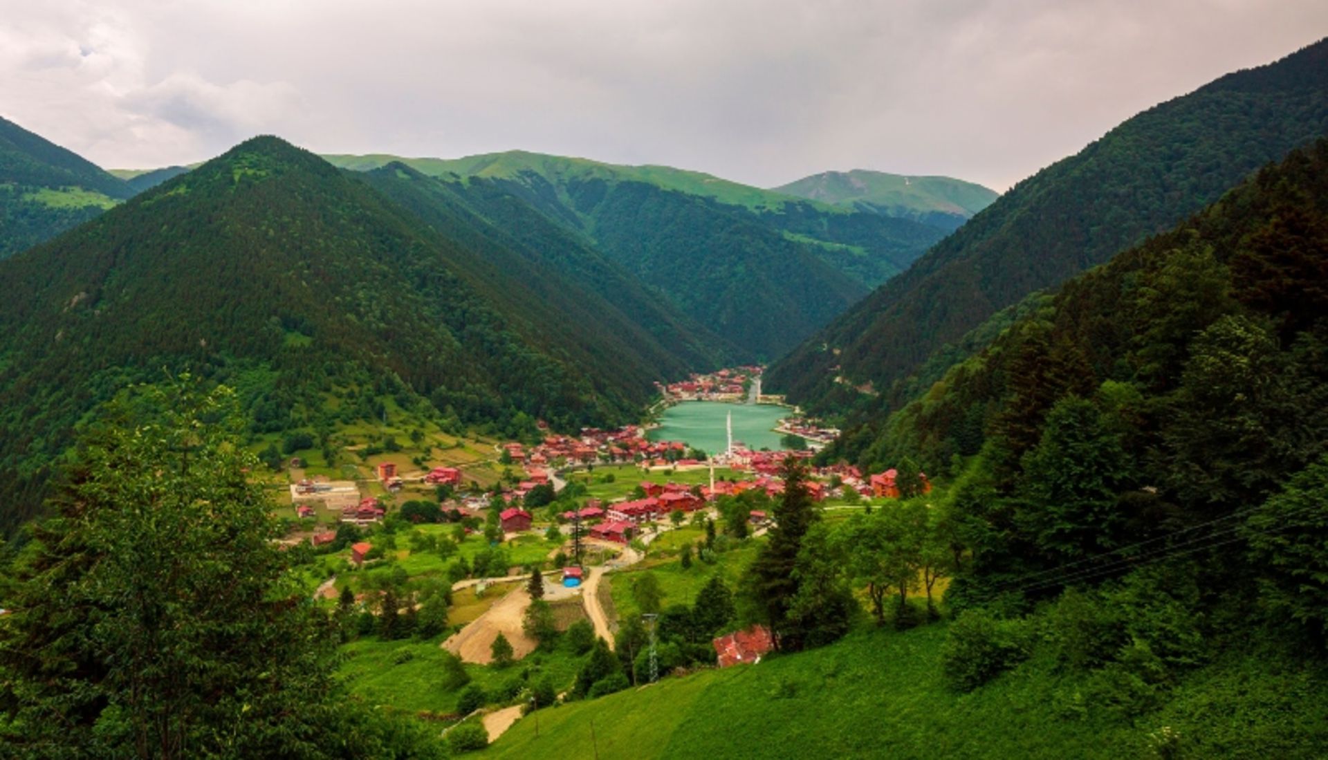 طبیعت زیبای ترابزون؛ منبع عکس: سایت rozanatours.com.tr. عکاس: نامشخص