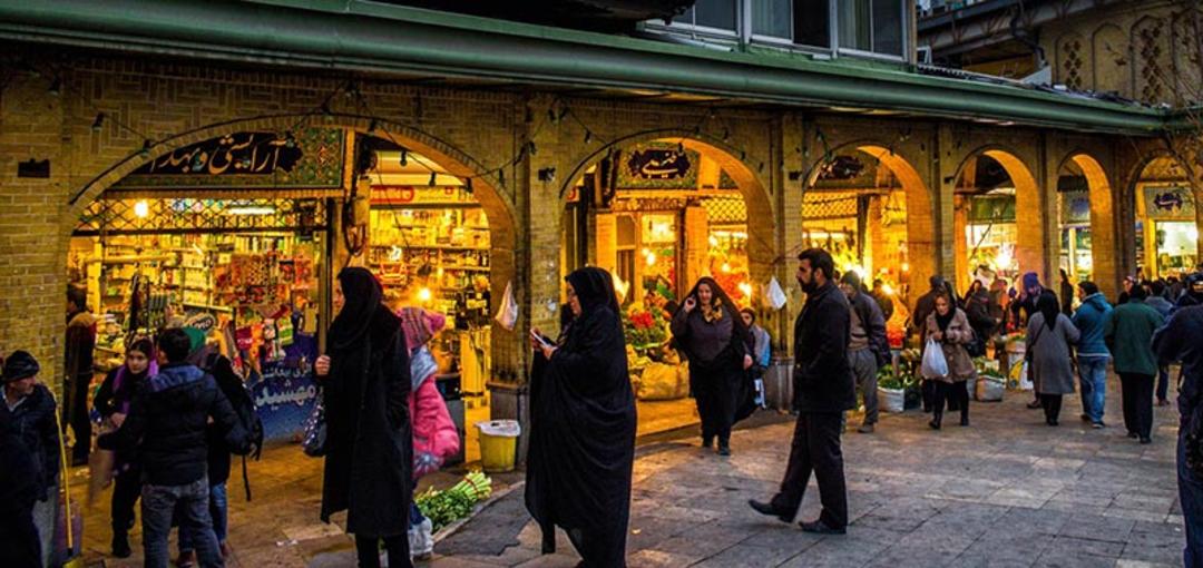 مغازه های بازار تجریش تهران؛ منبع عکس: horatour.ir؛ عکاس: نامشخص