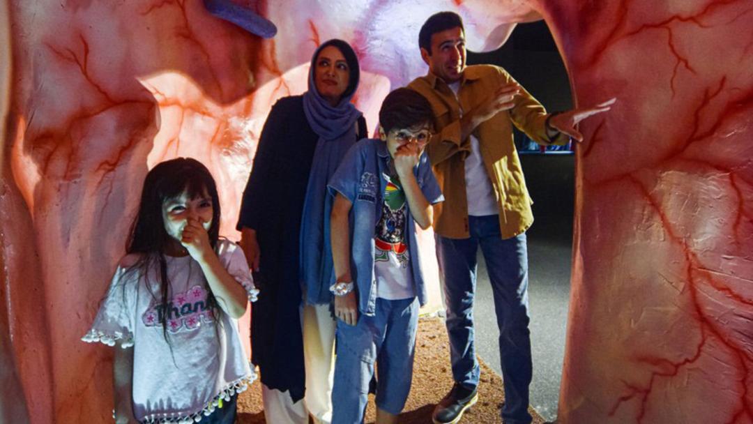 بازدید خانوادگی از هیومن پارک؛ منبع عکس: ایران فان؛ عکاس: نامشخص
