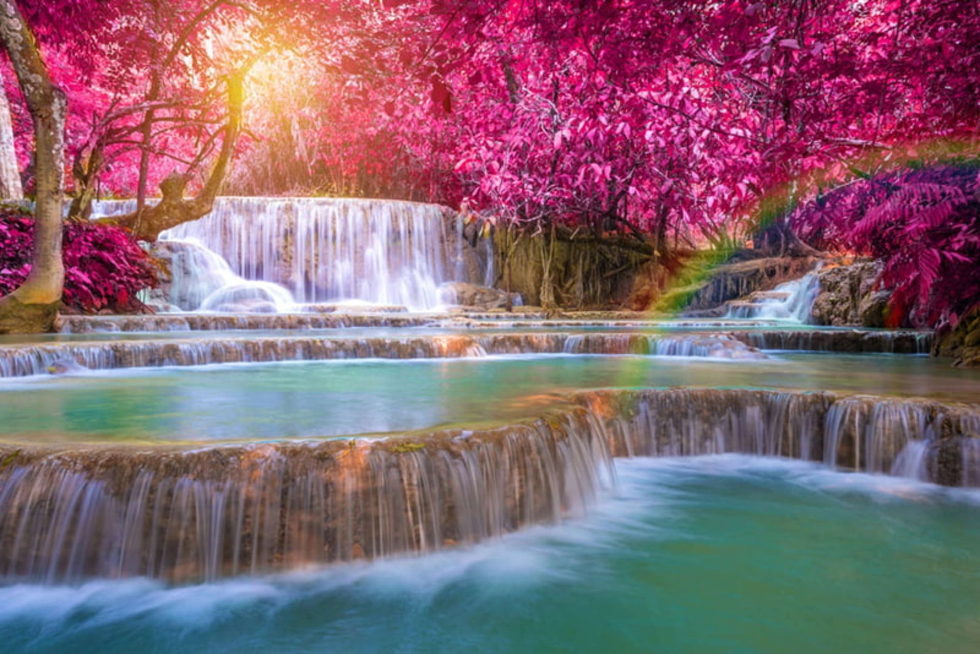 آبشار کوانگ سی یا هوانگ سی (Kuang Si Falls) در لائوس