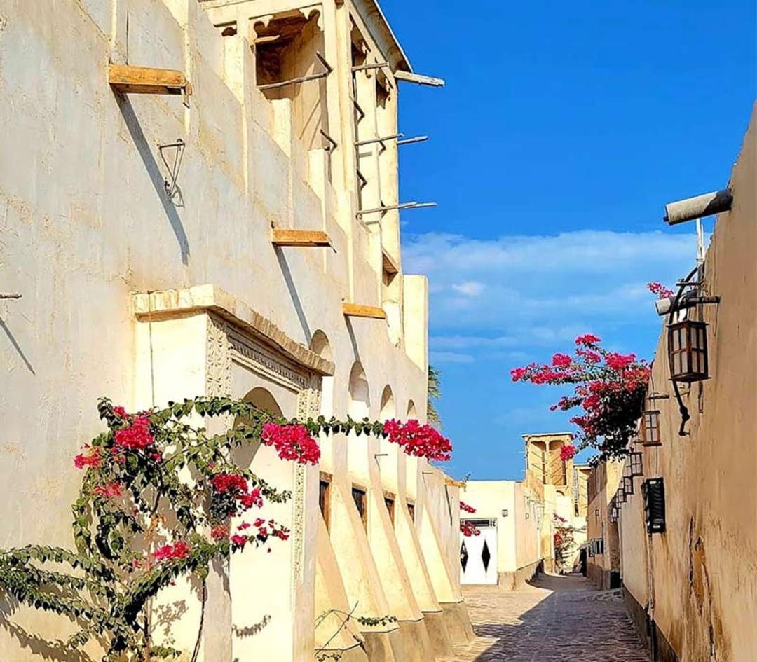 خانه های سفید بندر کنگ، منبع عکس: گوگل مپ، عکاس: 