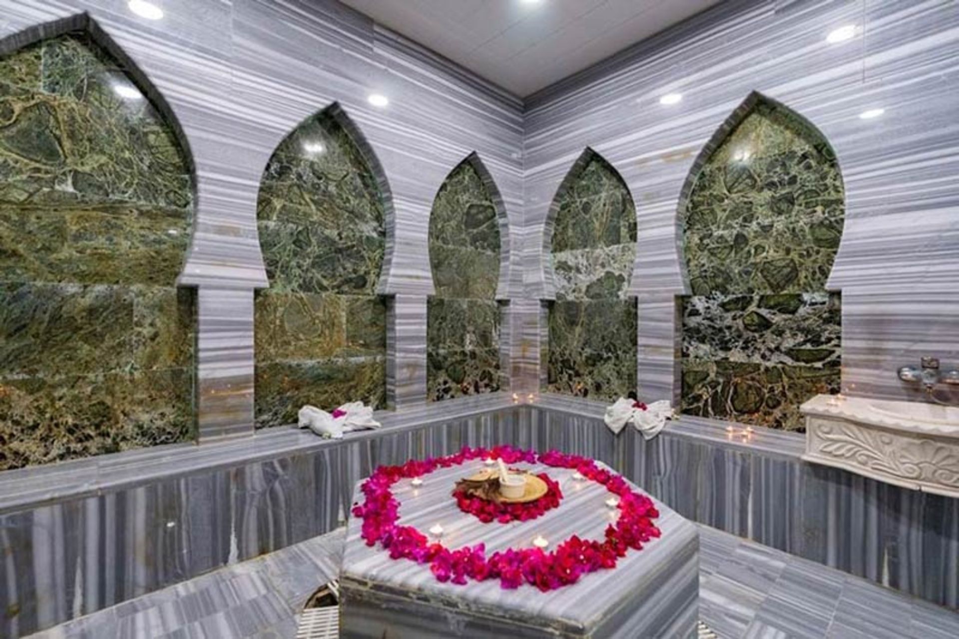 سونای هتل کوروش کیش؛ منبع عکس: booking.ir؛ عکاس: نامشخص