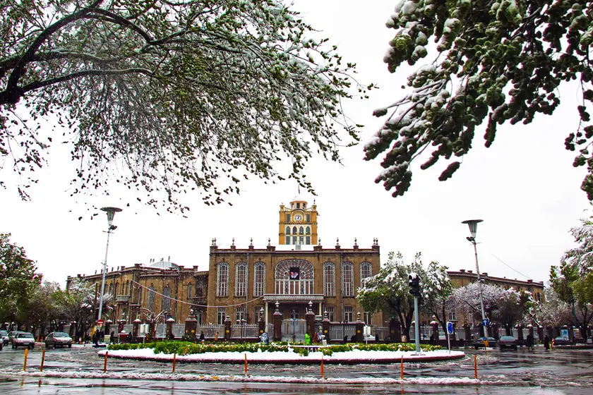 منظره برفی میدان ساعت. عکاس: مهدی میمندی
