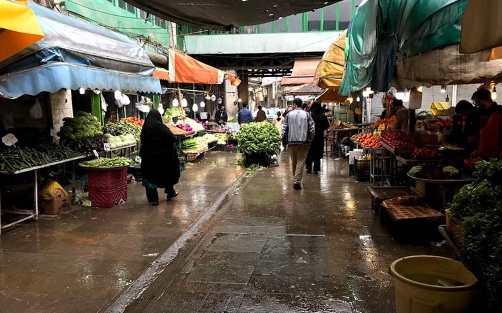 مغازه های بازار نعلبندان گرگان، منبع عکس: گوگل مپ، عکاس: 