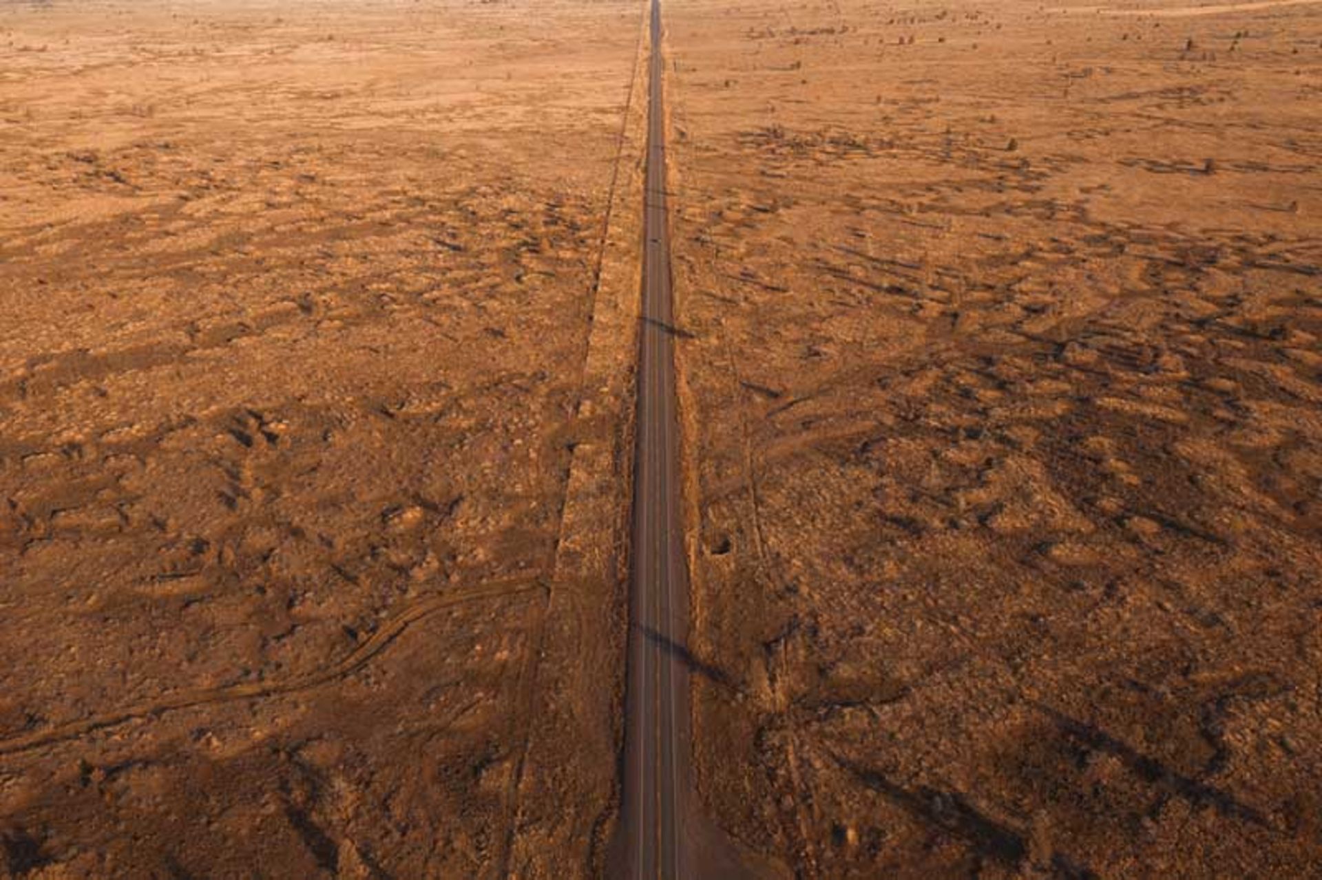جاده‌ای در ایالت اورگن آمریکا از نمای بالا 