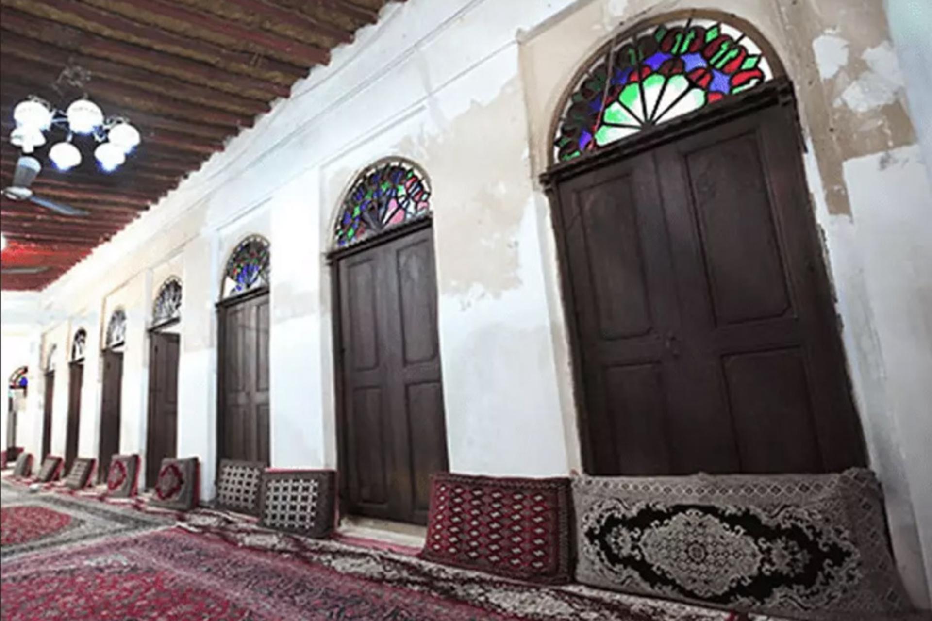 حسینیه خان؛ منبع عکس: yaldamedtour.com؛ عکاس: نامشخص