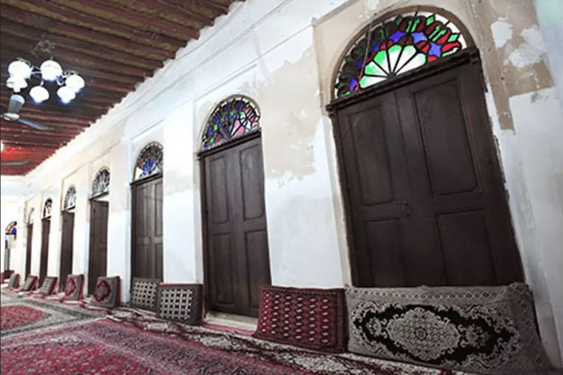 حسینیه خان؛ منبع عکس: yaldamedtour.com؛ عکاس: نامشخص