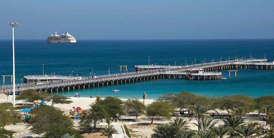 اسکله تفریحی کیش در خلیج فارس
