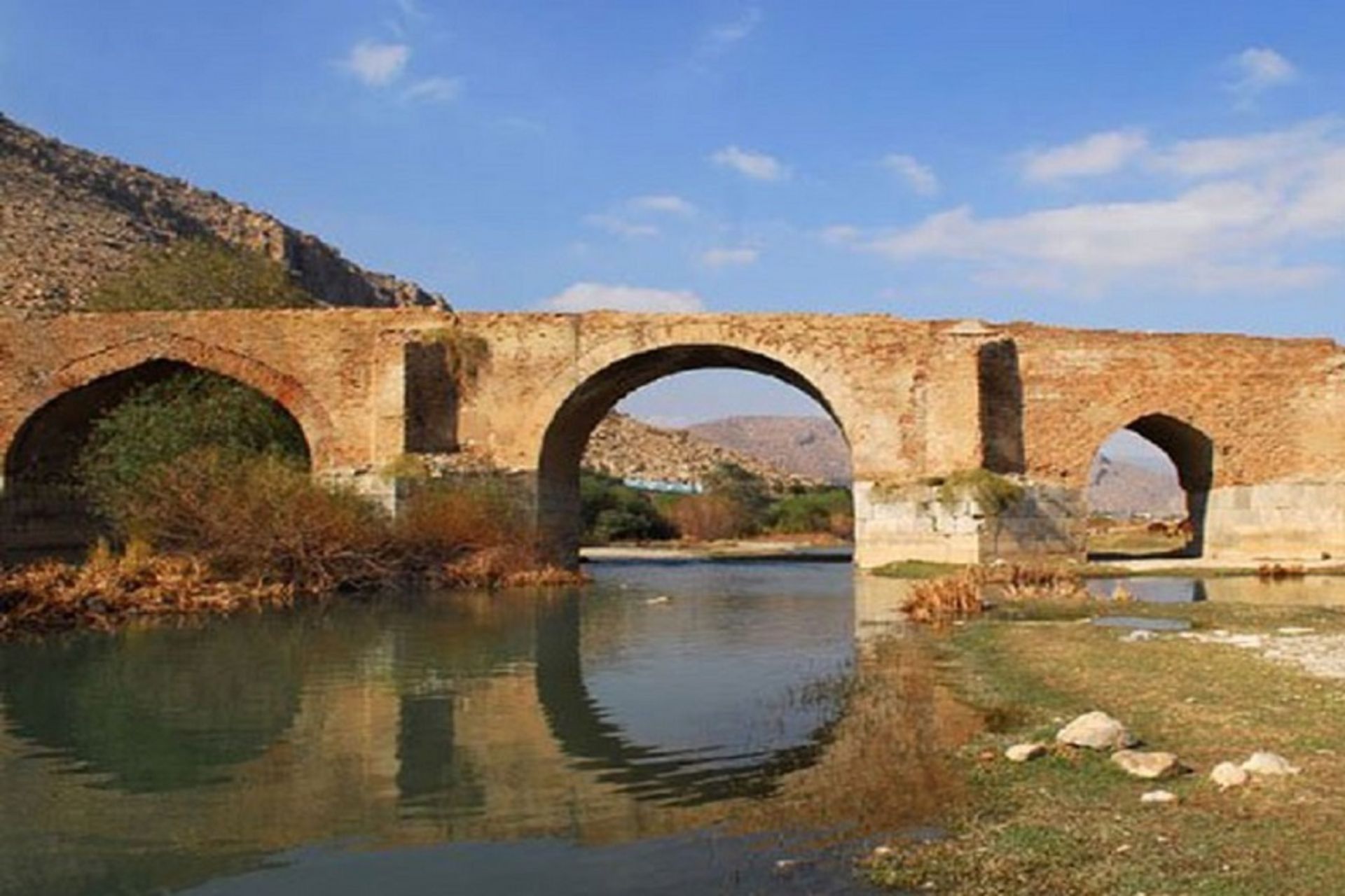 پل ماهیدشت. منبع عکس: باشگاه خبرنگاران جوان. عکاس: نامشخص