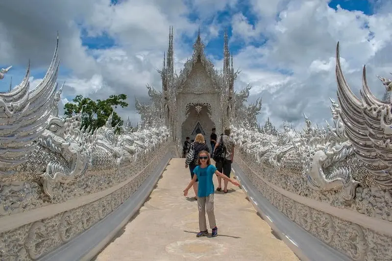 معبد سفید تایلند، منبع: feelgoodandtravel