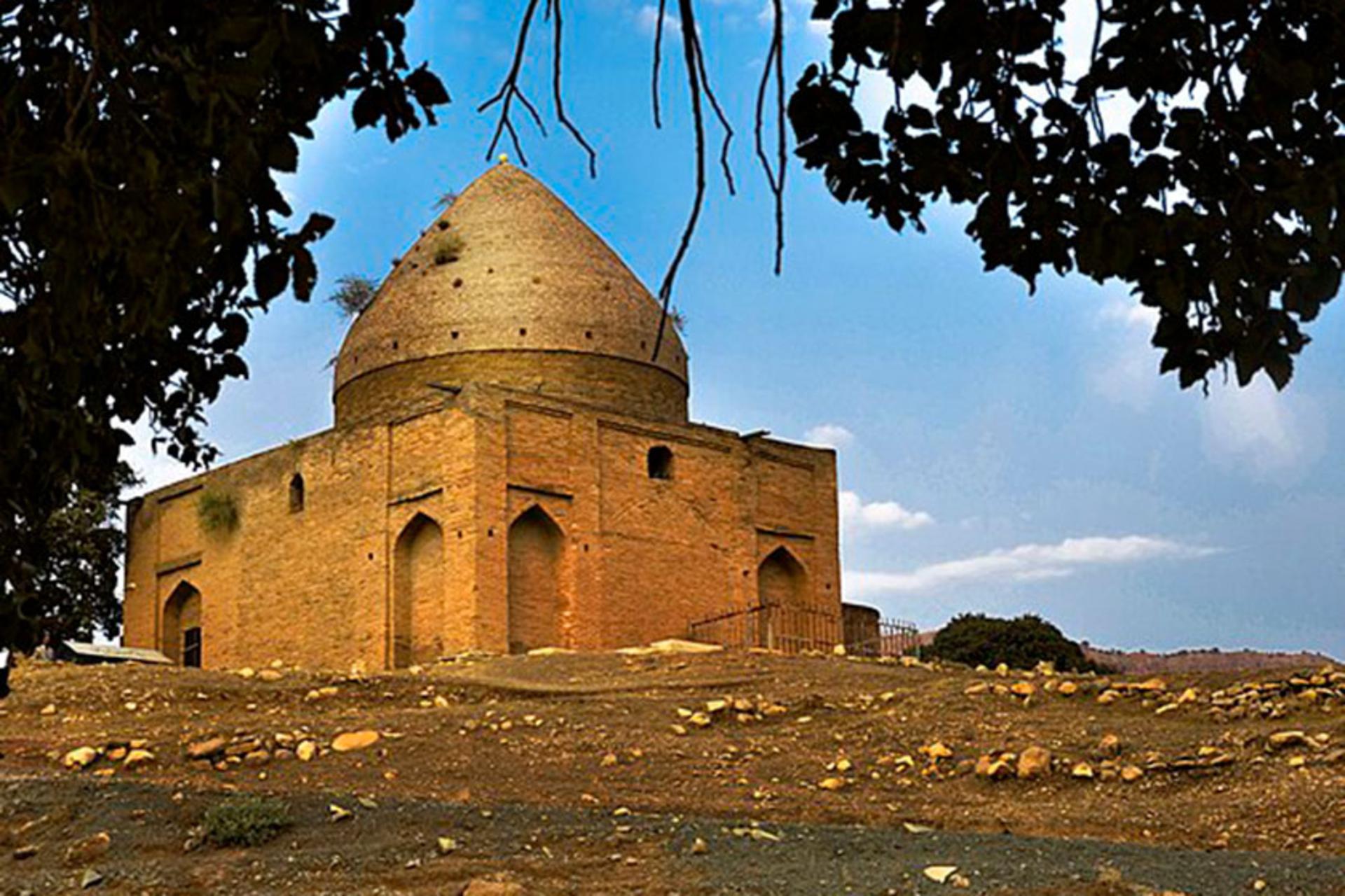 مقبره حیات‌ الغیب؛ منبع عکس: ویکی‌مدیا؛ عکاس: Zeinabteli