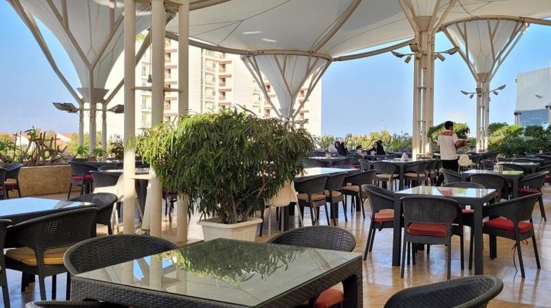 بالکن دامون؛ منبع عکس: گوگل‌مپ؛ عکاس: Bahar Es.haghi