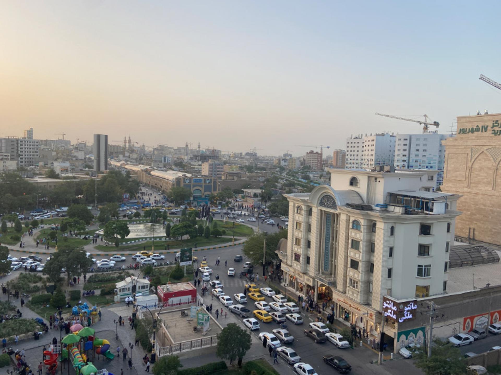 بازار هفده شهریور مشهد؛ منبع عکس: گوگل مپ؛ عکاس: Hassan Masoumin