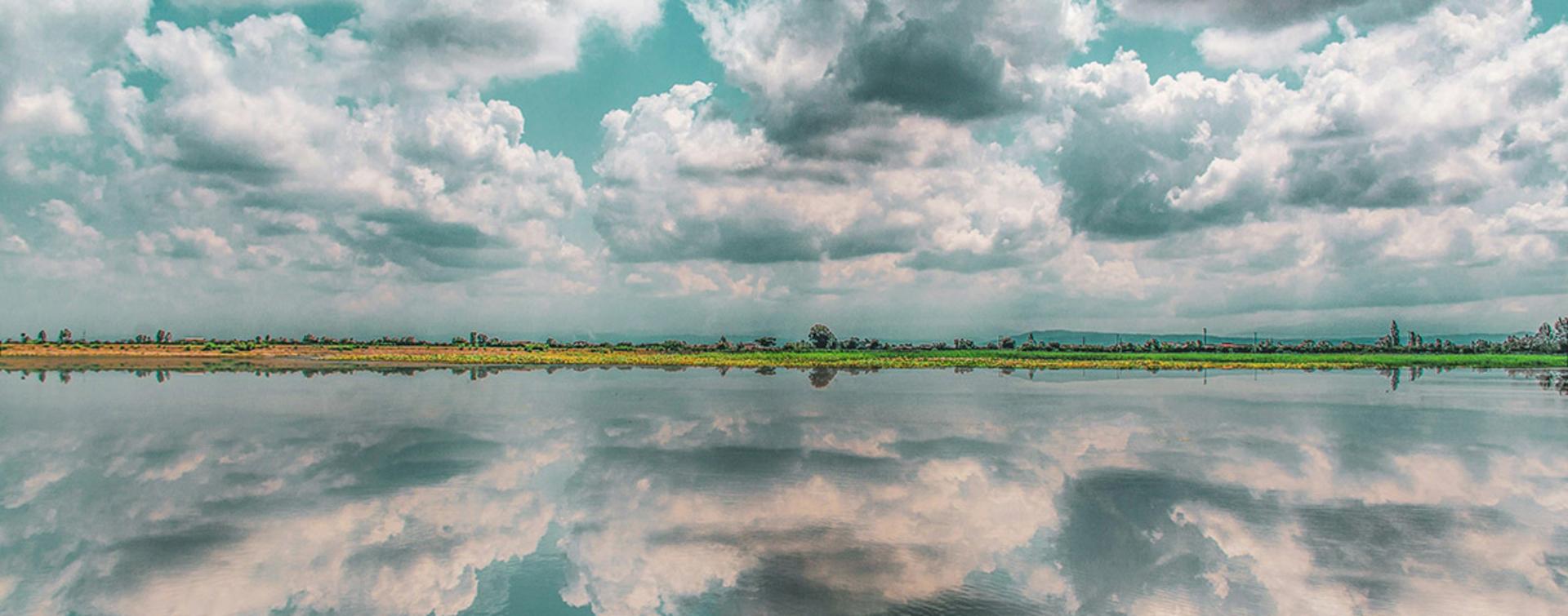 دریاچه کامی کلا؛ منبع عکس: Unsplash؛ عکاس: Mehdi MeSSrro 