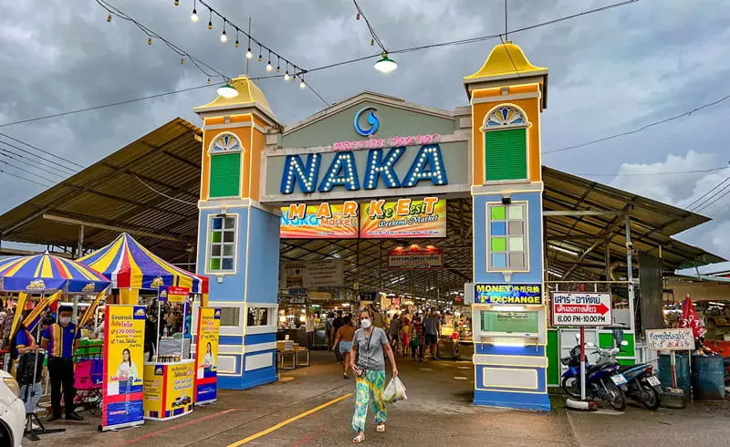 بازار ناکا پوکت؛ منبع عکس: Phuket 101، عکاس: نامشخص