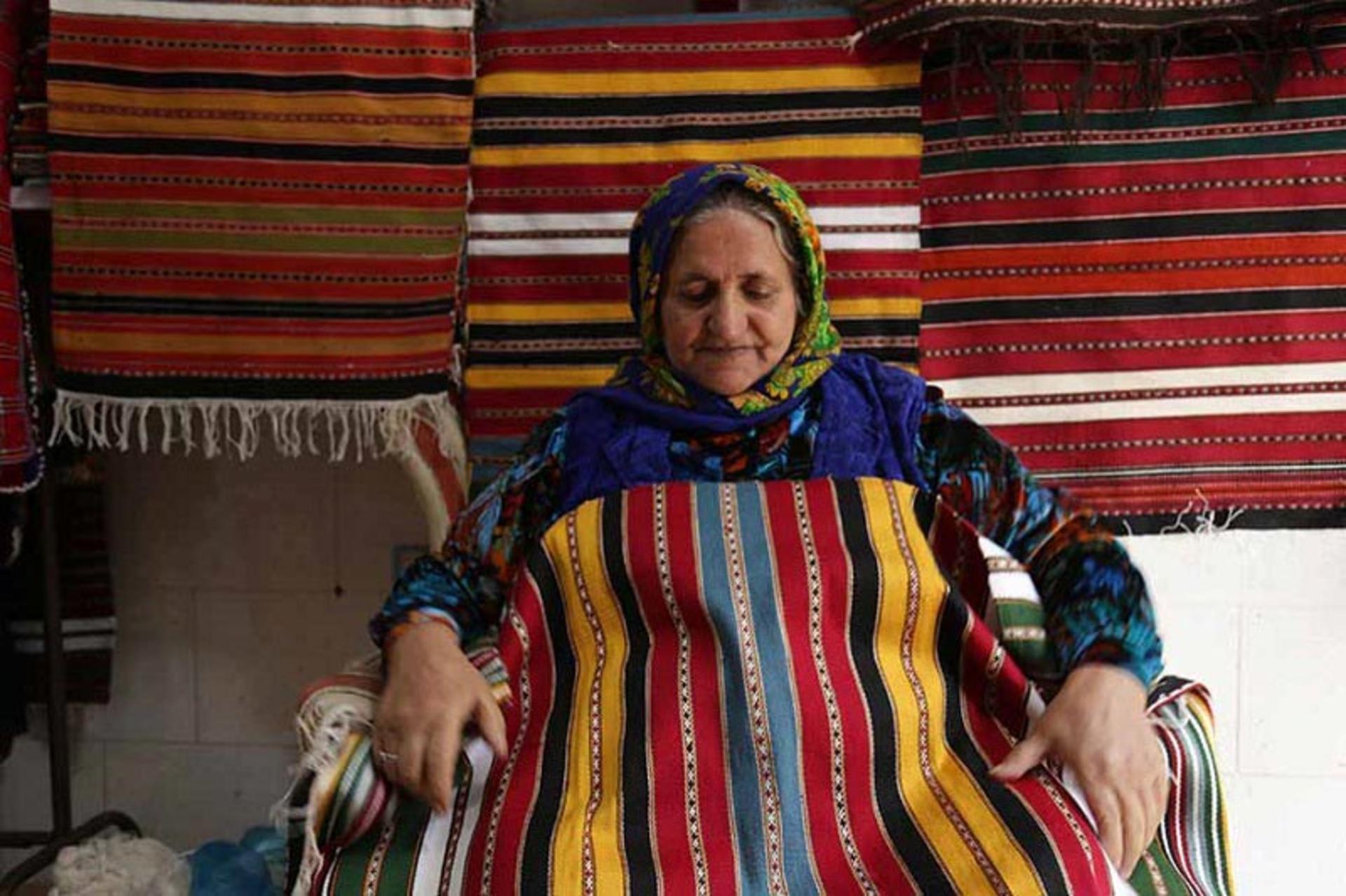 جاجیم روستای زیارت؛ منبع عکس: وب‌سایت anjilo.com؛ عکاس: نامشخص