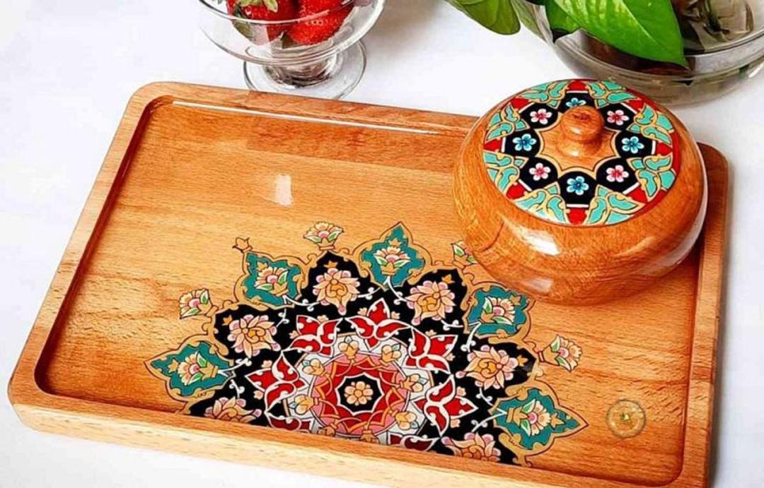 تذهیب روی چوب؛ منبع عکس: وب‌سایتTandori.ir؛ عکاس: نامشخص