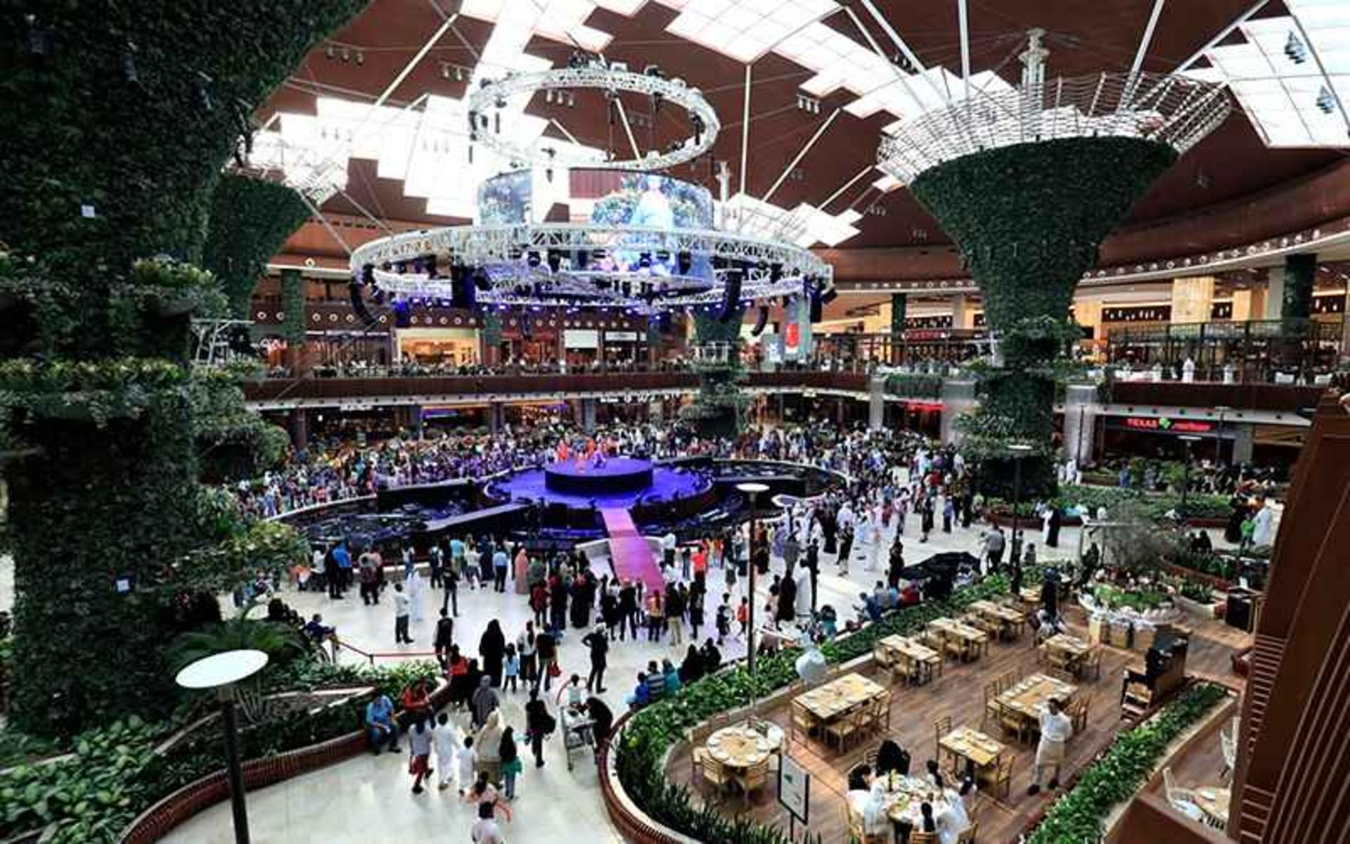 فضای داخلی مال آو قطر، منبع عکس: chapmantaylor.com، عکاس: نامشخص