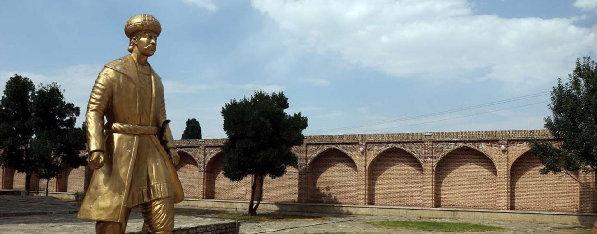 مقبره شیخ صدرالدین؛ منبع عکس: آخرین خبر؛ عکاس: نامشخص