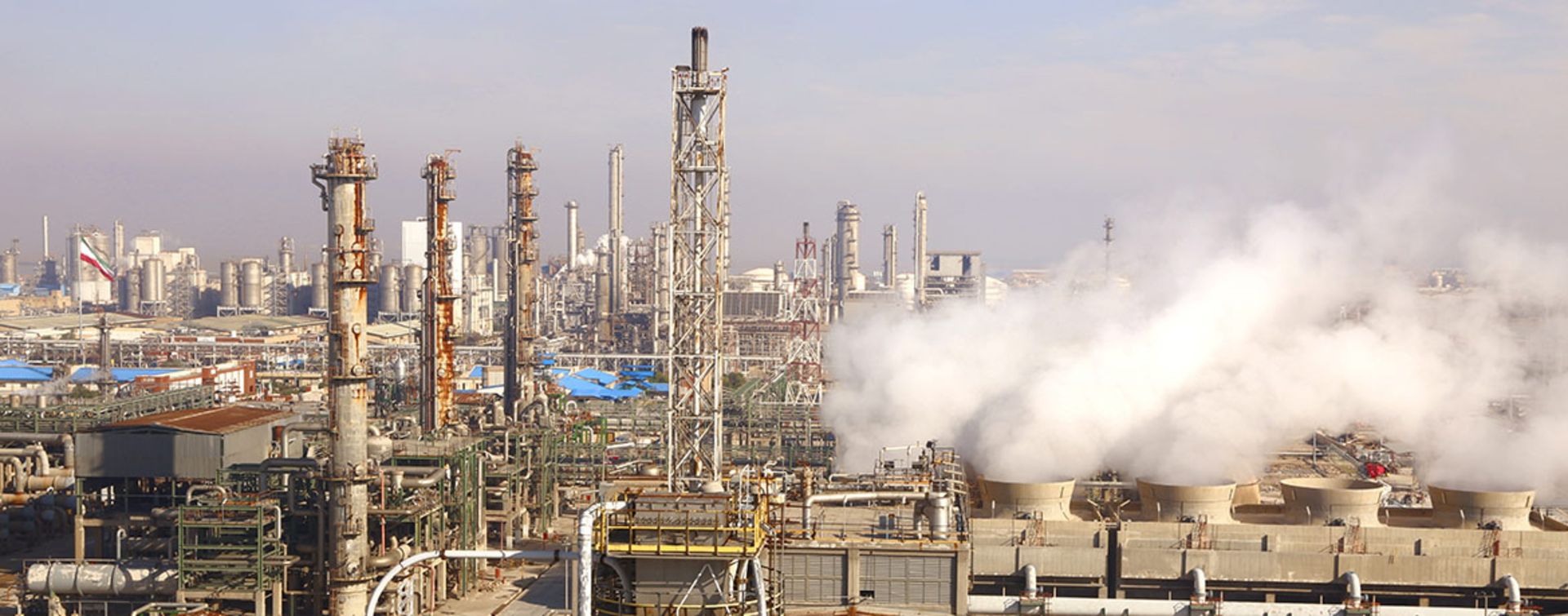 پتروشیمی ماهشهر؛ منبع عکس: akpc.ir؛ عکاس: نامشخص