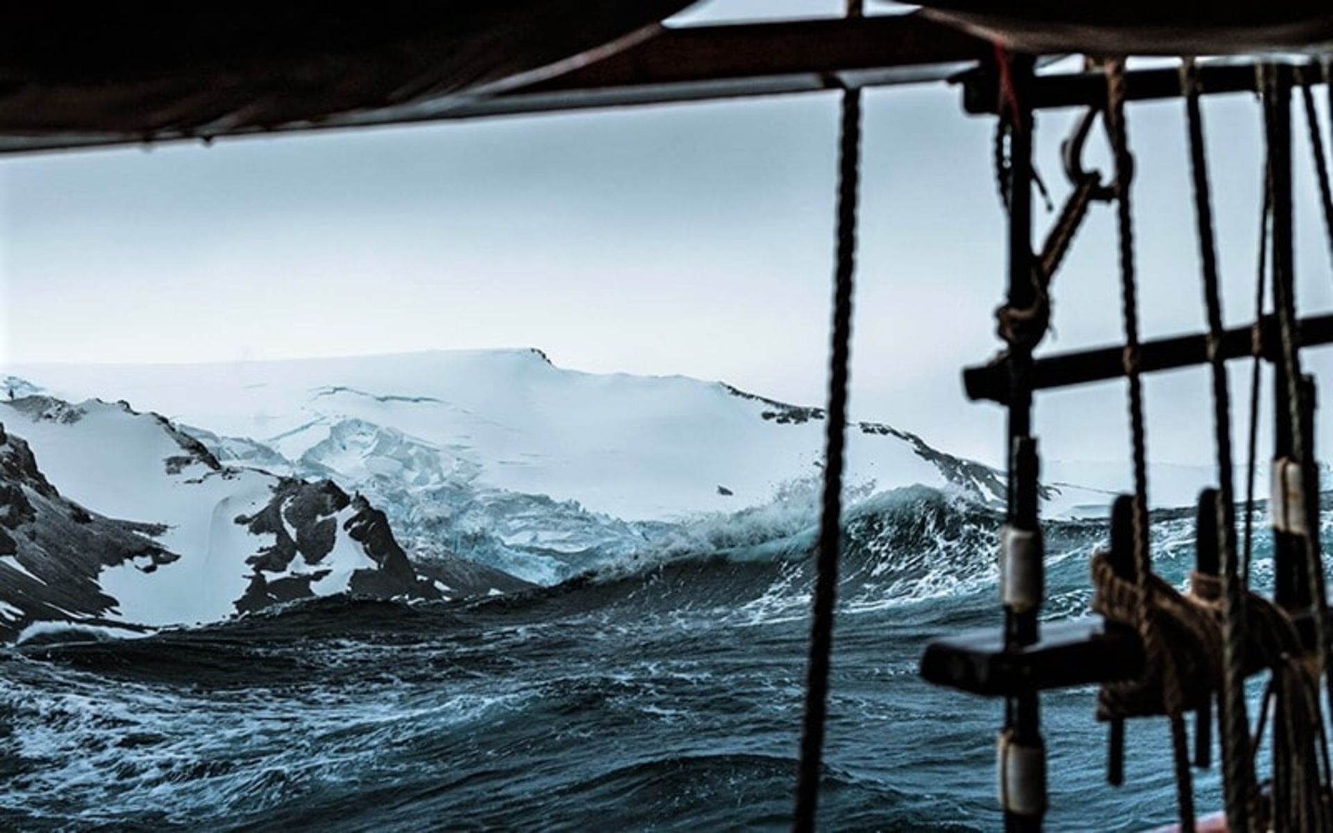 آب‌های مواج جنوبگان، منبع عکس: northlandscapes.com، عکاس: Jan Erik Waider