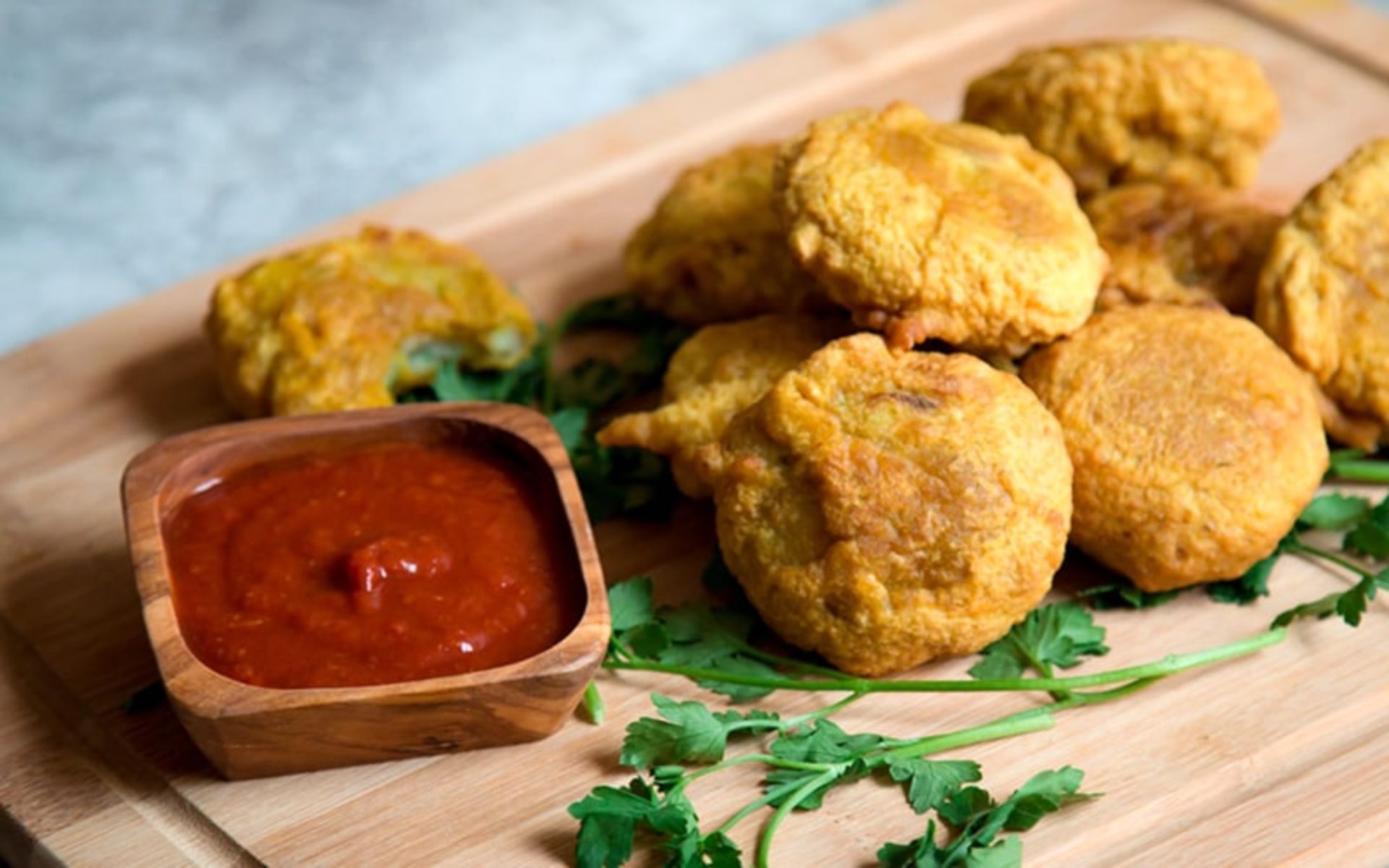 معقوده با سس گوجه، منبع عکس: mymoroccanfood.com، عکاس: نامشخص