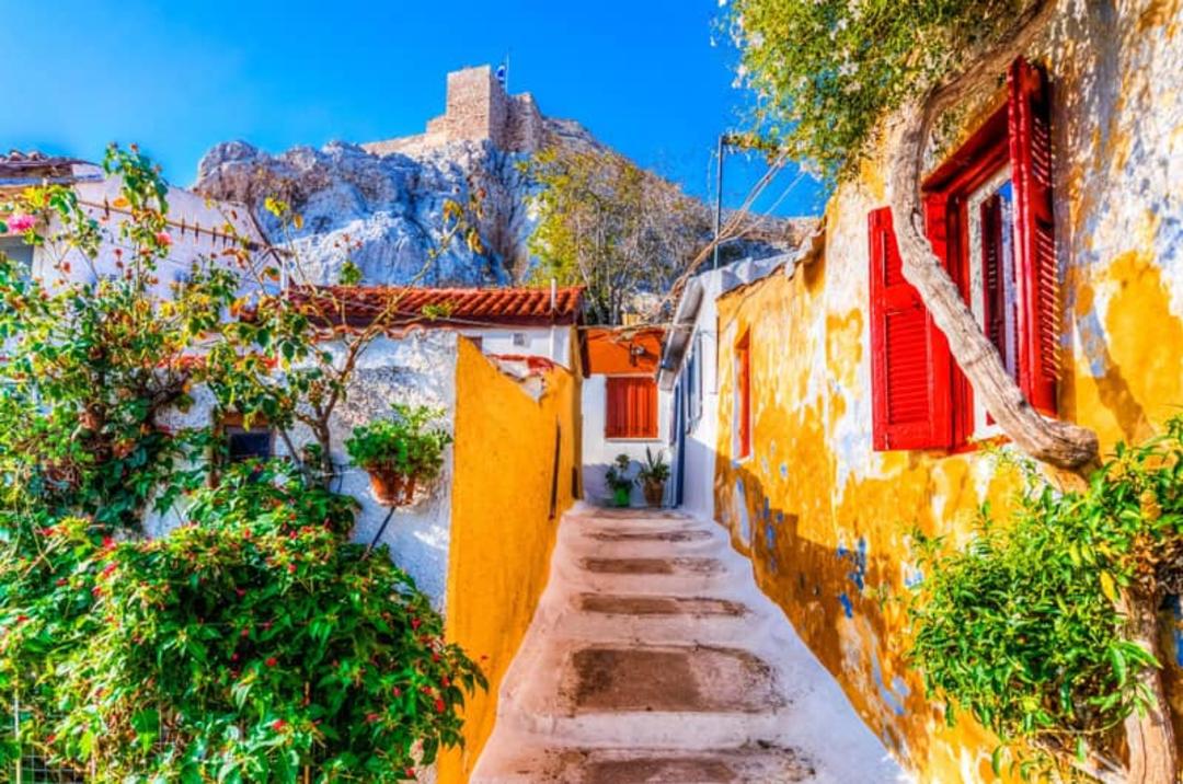 آنافیوتیکا؛ منبع عکس: Athens Greece Guide، عکاس: نامشخص