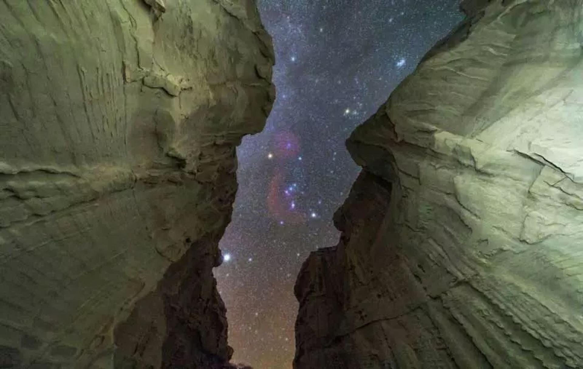 تنگه چاهکوه