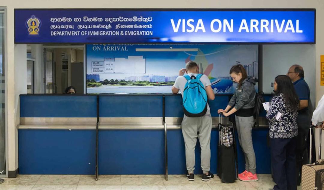 غرفه صدور ویزای فرودگاهی؛ منبع عکس: Visa Traveler، عکاس: Iryna Rasko