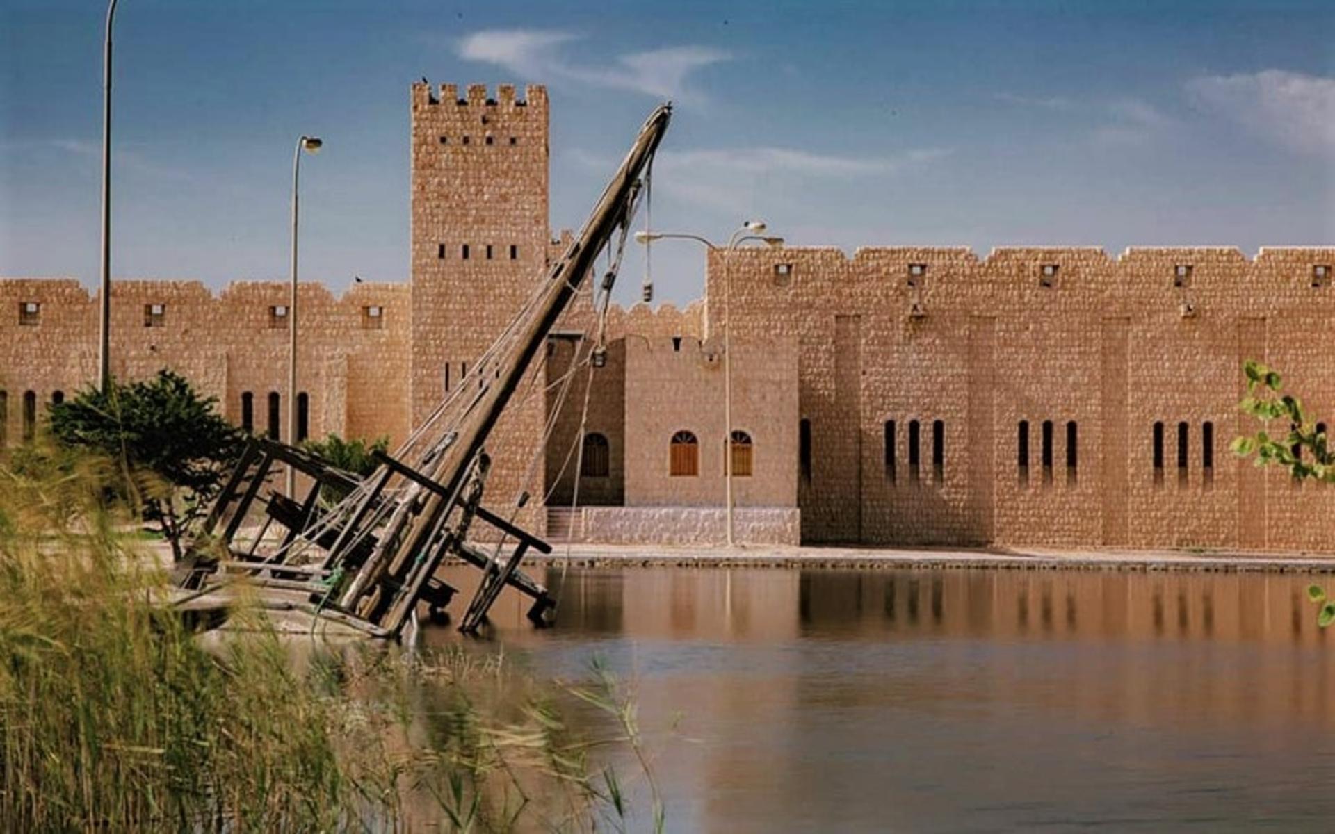 نمای موزه شیخ فیصل، منبع عکس: alsamriyaestate.com، عکاس: نامشخص