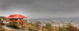  دورنمای شهر اشنویه؛ منبع عکس: گوگل مپ؛ عکاس: Mahabad bokan
