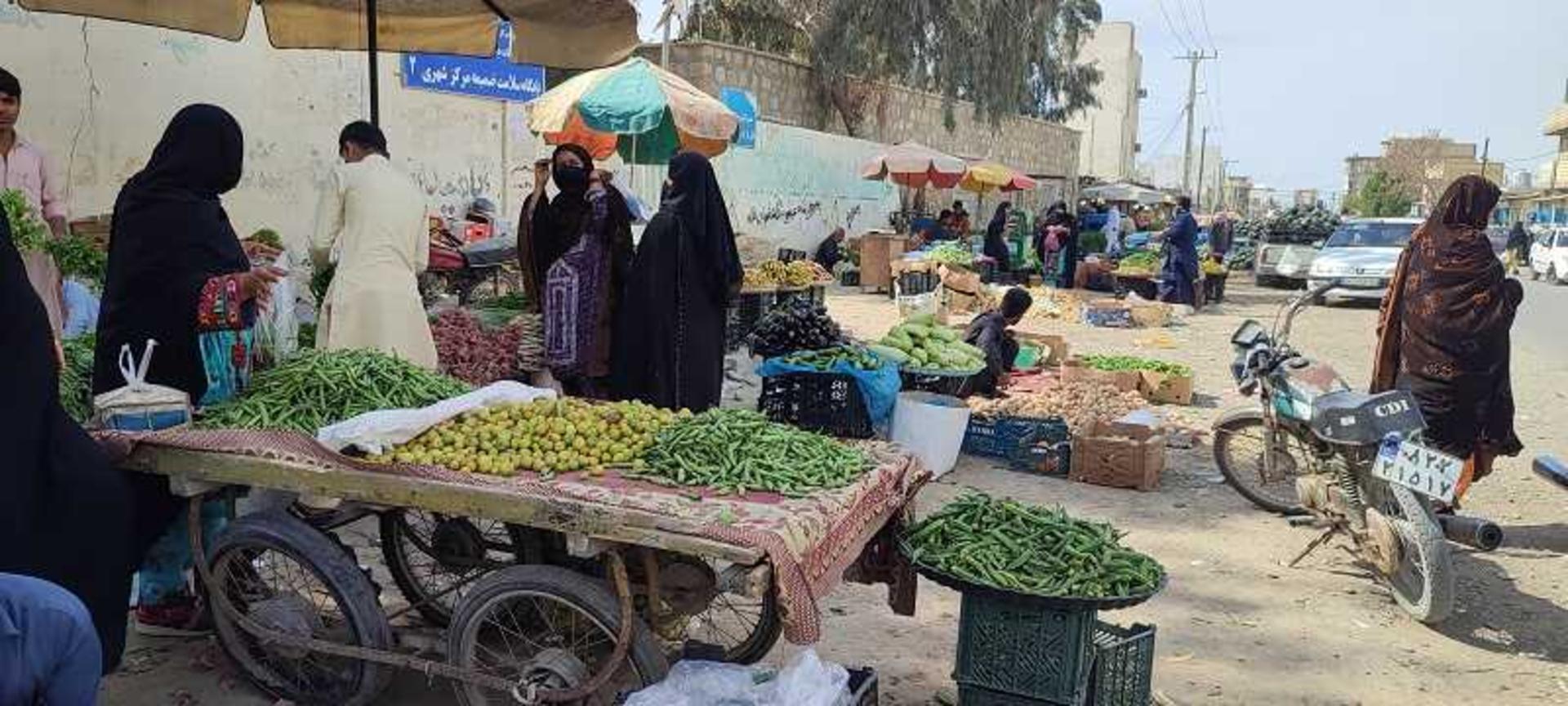 سه شنبه بازار کنارک؛ منبع عکس: گوگل مپ؛ عکاس: بهنوش اخلاصی