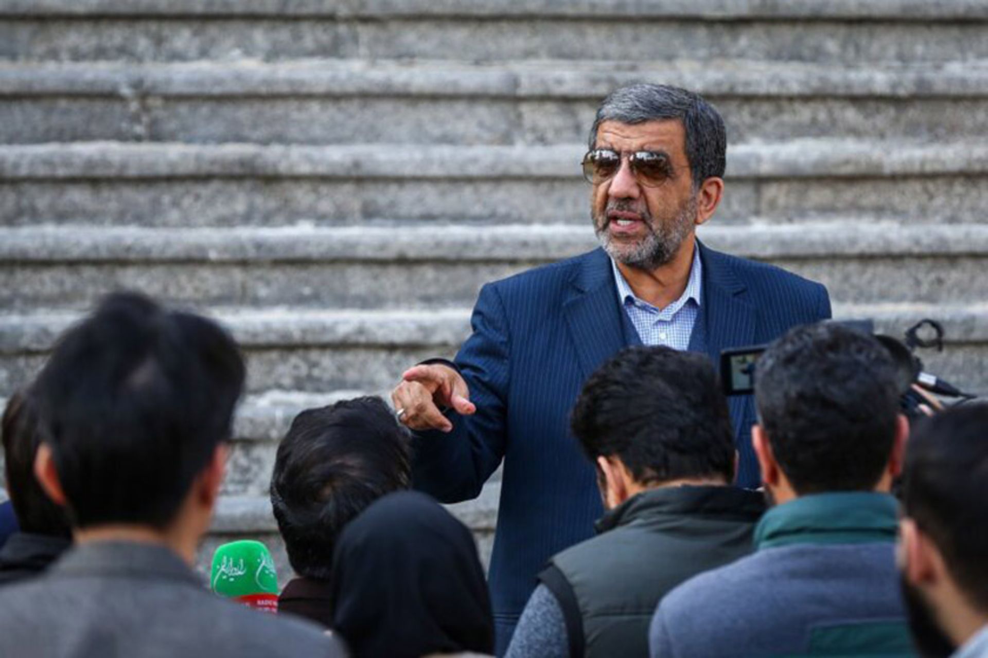 ضرغامی در جمع خبرنگاران
