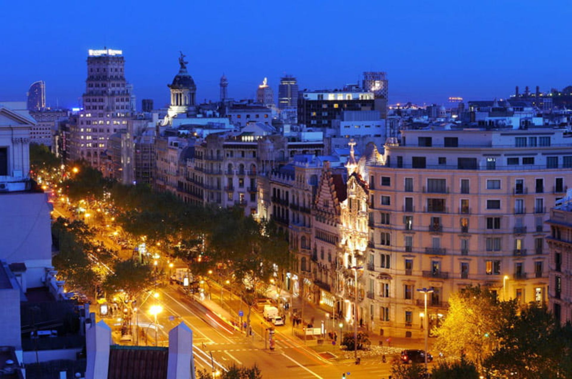 خیابان پسیج دگراسیا؛ منبع عکس: Meet Barcelona، عکاس: نامشخص