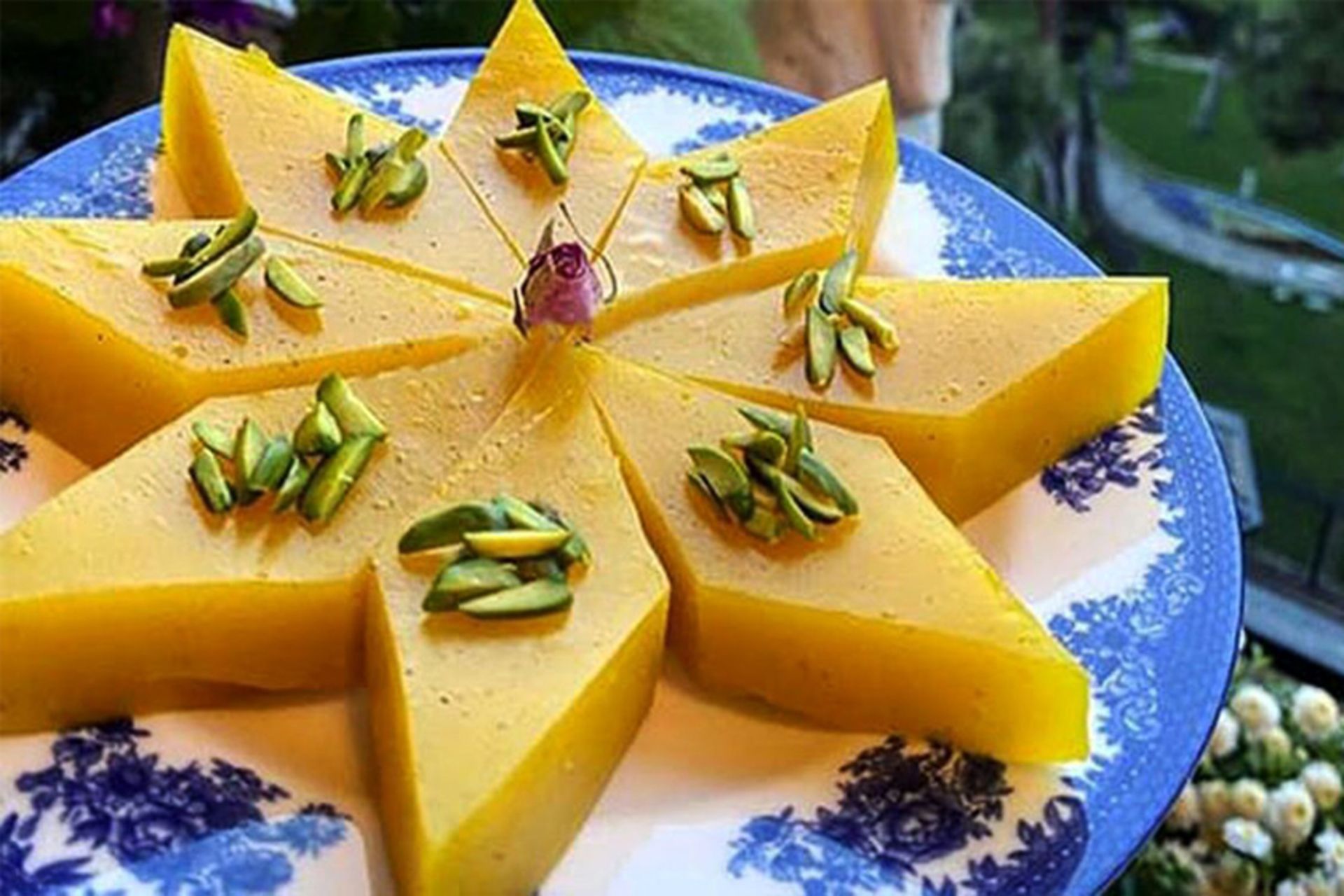 حلوا مسقطی